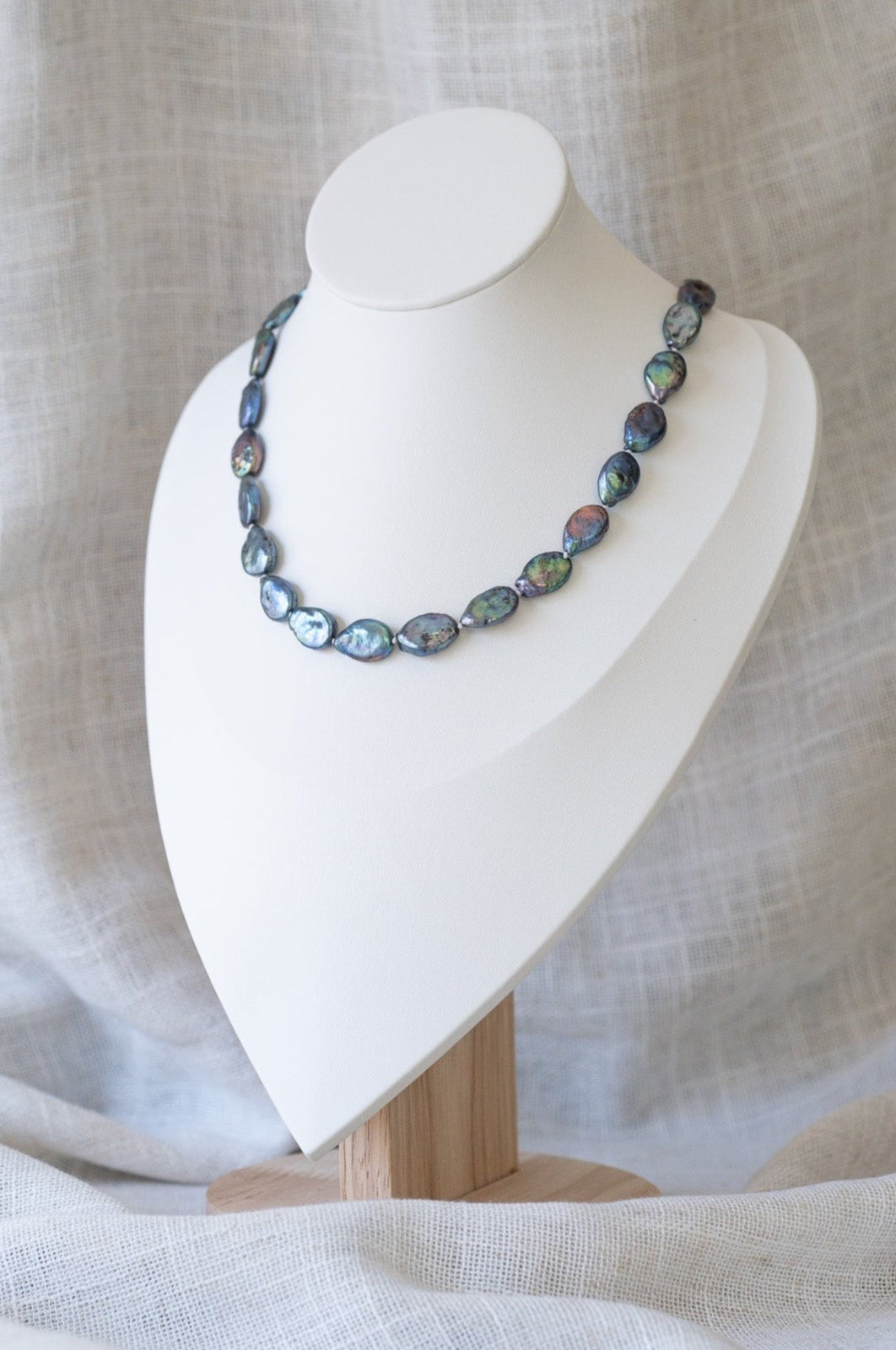 Black Small Flat Baroque Strand Necklace
