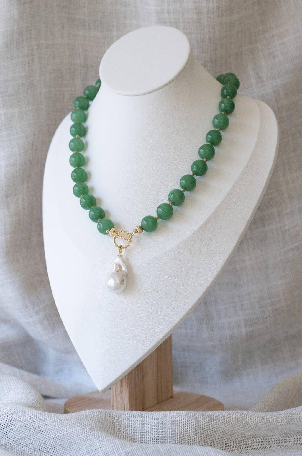 Stone Bead Necklace with Baroque Pearl Pendant
