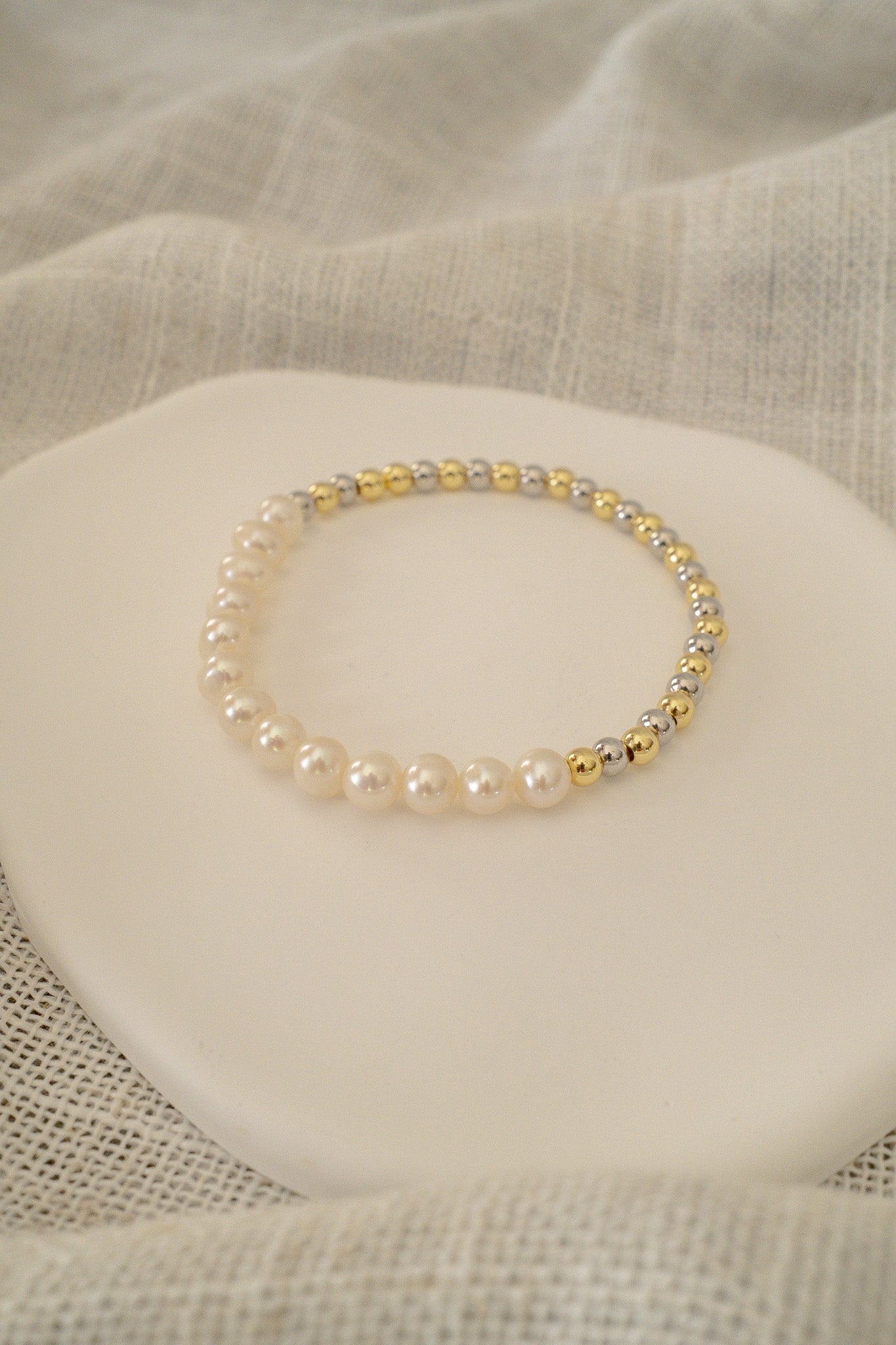 Pearl and Beads Bracelet