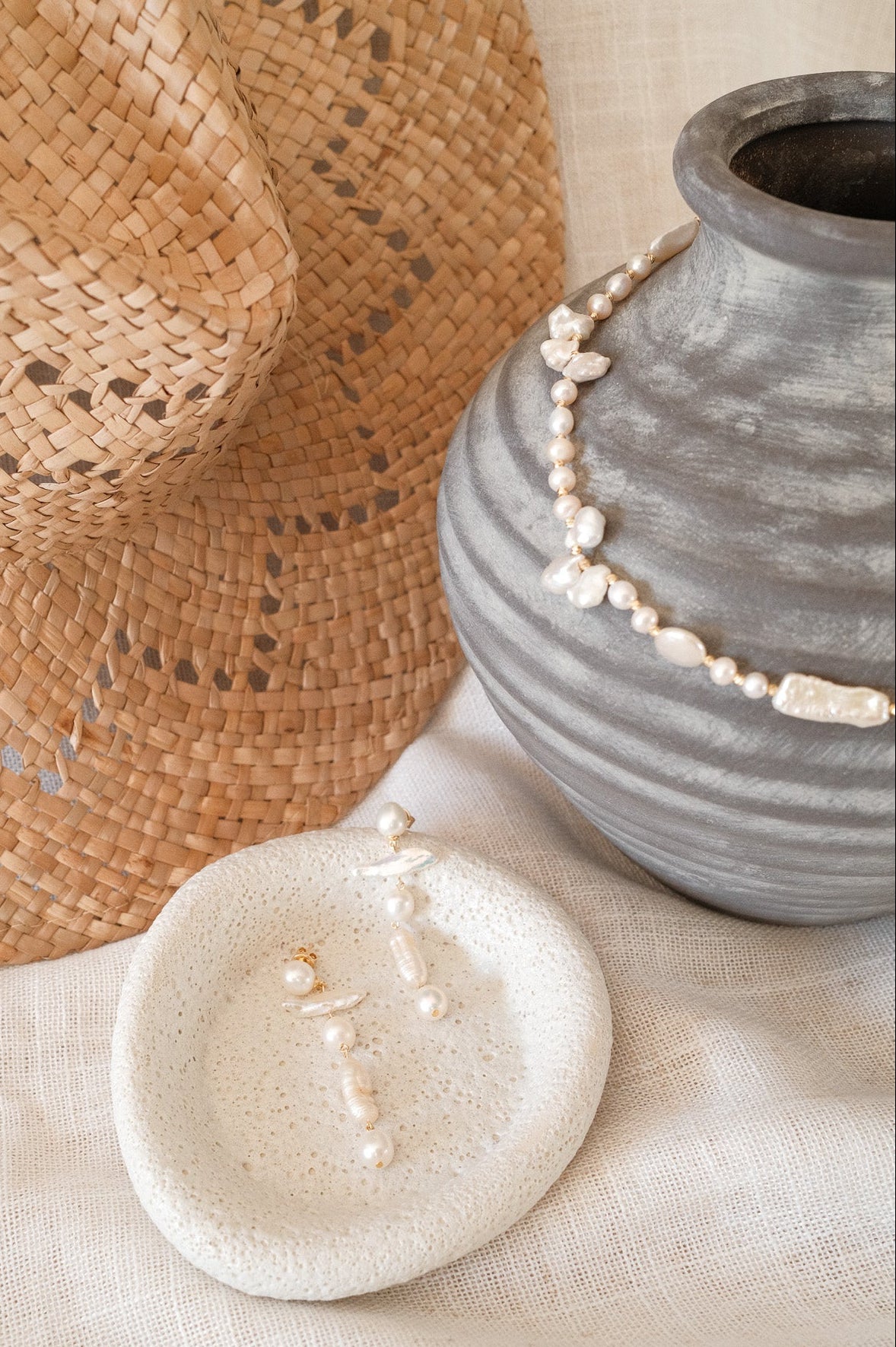 Mix Pearl Long Earrings